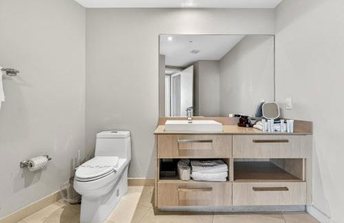 Splendid Resort - Oceanview 1BDR & 1BA Apt Right on the Beach, Heated pool, GYM - Foto 66