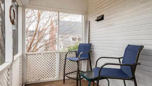 Cozy Cape Cod Bungalow King Queen WD Full Kitchen Wifi Desk - Foto 4