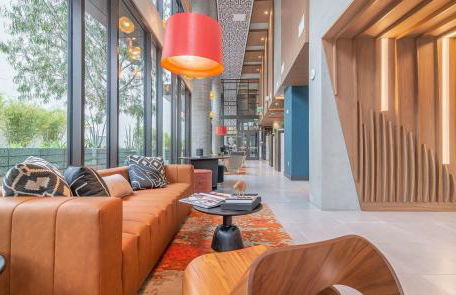 Modern 1BR Apartment with Pool, Hot Tub and Gym Access 10mins to Universal Studios - Foto 34