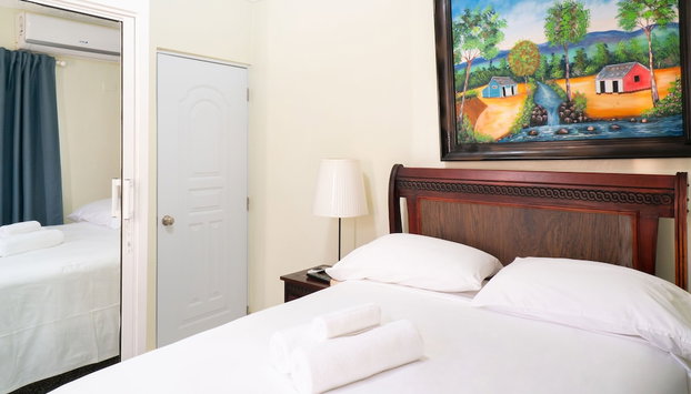 Villa Gumio - Your Comfort In Boca Chica Beach 2 Bedroom Apts by RedAwning - Foto 3, Habitación