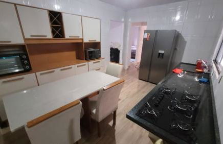 ótima casa com piscina,redes e perto do centro - Foto 12