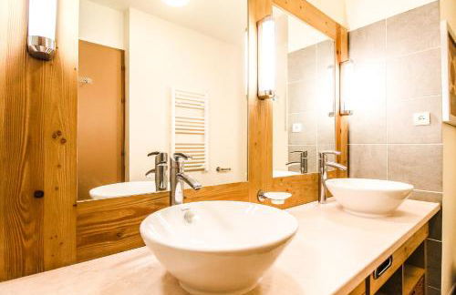 Stunning 3-bedroom apartment with mountain views - Foto 52