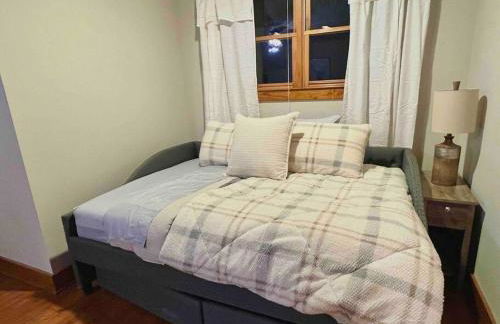 Golden Acres Ranch Hot Tub+Gameroom+Creek & wifi - Foto 54