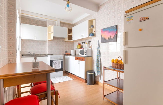 Snug Apartment in Santiago de Compostela With Terrace - Photo 4