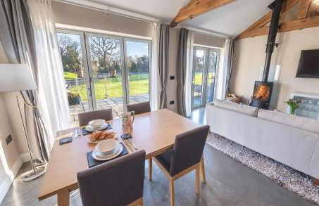 Lodge Barn Annexe - Photo 2