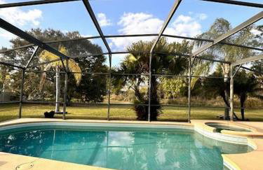 Family Vacation Home in Quiet Community with Private Pool and Spa - Foto 1