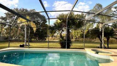 Family Vacation Home in Quiet Community with Private Pool and Spa - Foto 1