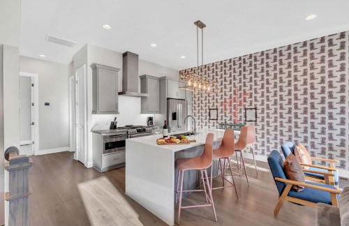 Brand New City Views Karaoke Room Near Downtown - Foto 9