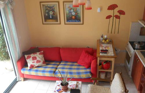 Pela's studio 10 minutes from the Athens airport - Foto 3