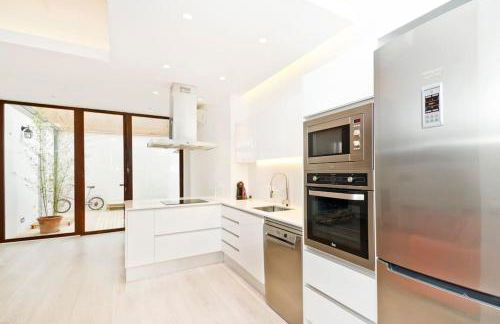 Roós, design loft near the sea. - Photo 7