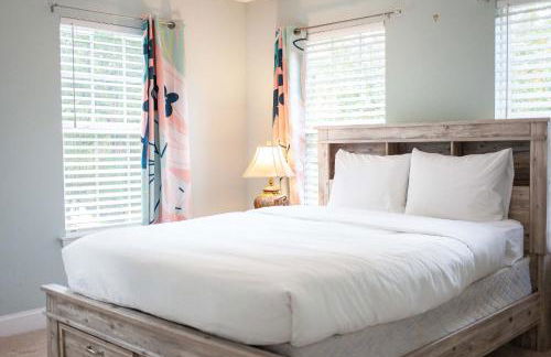 Sojourn Beautiful Family Home with Backyard in Ghent - Foto 57