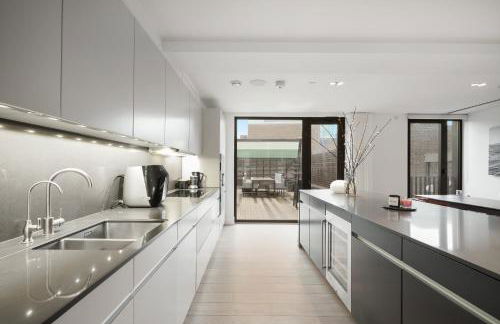 Mayfair Residences - Photo 10