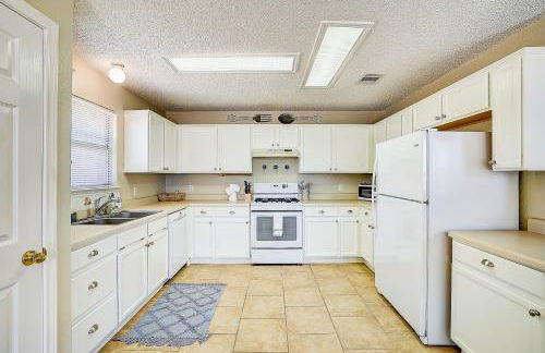 Brickhouse Retreat - Photo 10