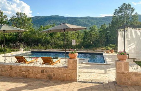 Nice Home In Vrgorac With Wifi - Foto 2