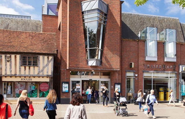 Deluxe 7 Bedroom Property in Solihull - Foto 28