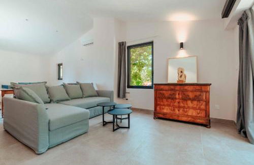 Le mas du roulier, villa provençale chic, 320m2 au calme avec vue 180 sur puy de Dôme - Foto 44