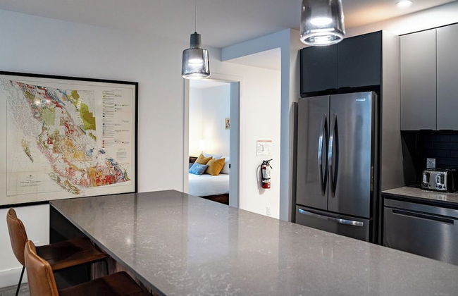 Revel in the Stoke by Revelstoke Vacations - Foto 14