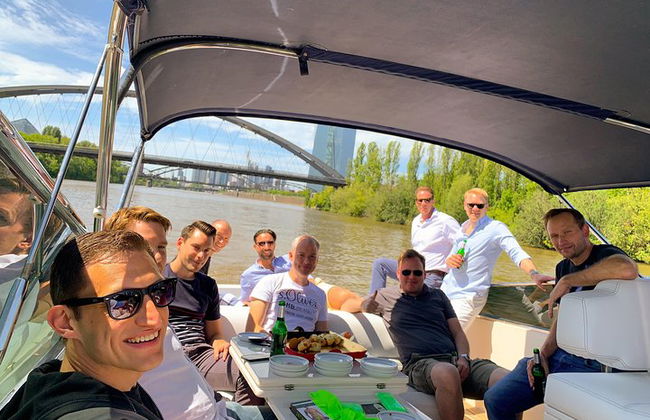 Yacht Tour in Frankfurt for up to 12 Guests - Photo 5