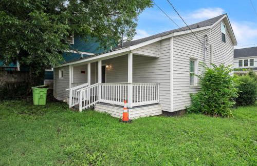 Quiet Family Home - Downtown, Pet Friendly, 4 Beds - Foto 8