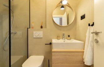 Seaside Elegance Suites - Photo 28