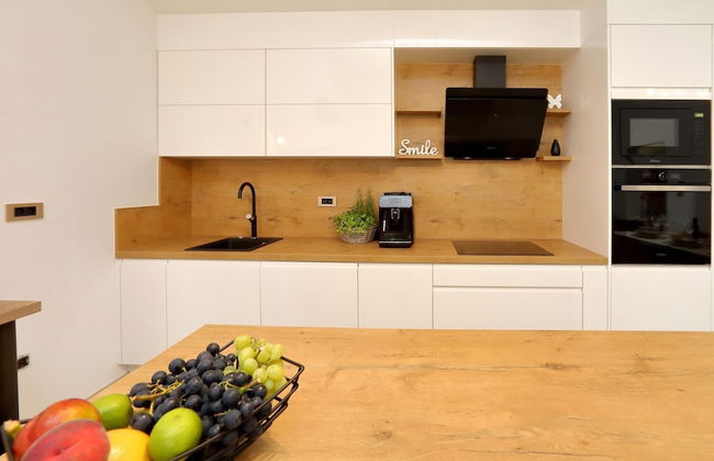 Villa in Starigrad With Heated Pool - Foto 9