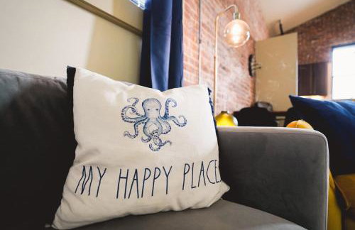 Industrial Escape 2bd 2bath - Photo 1