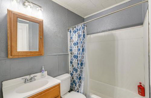 Near Sabine Lake Pet-Friendly Apt in Port Arthur - Foto 17