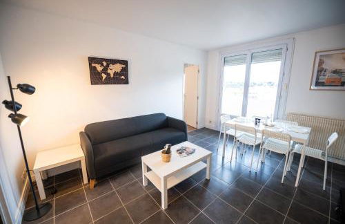 ROBESPIERRE - Tout équipé & Calme - TV et WIFI - Foto 18