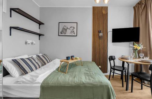 Praga Studio - 140m Metro, near PGE Narodowy Stadium - by Rentujemy - Foto 1