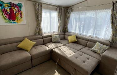 Tigers Wood - 2 bed hot tub lodge with free golf, NO BUGGY - Foto 21