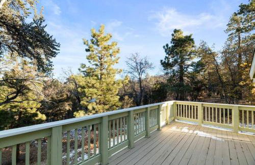 The Beary Cozy Cabin, Huge Snow Play Area! - Foto 13