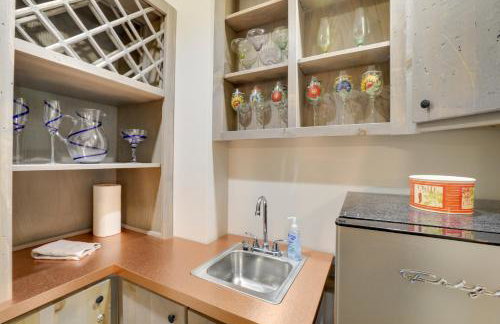 Smith Mountain Lake Home with Private Hot Tub and Dock - Foto 19