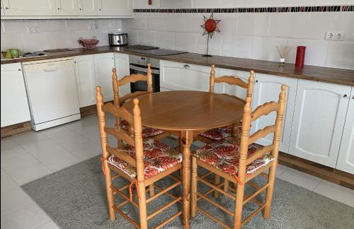 Las Carolinas residence with pool - Foto 10