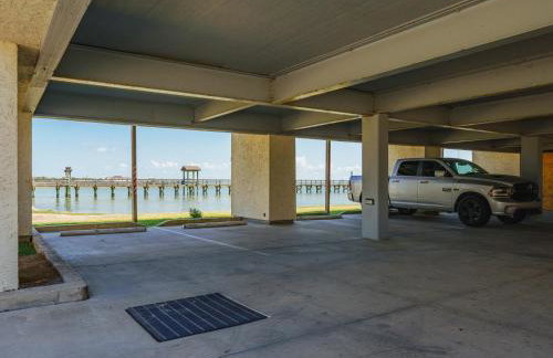 Bay Breeze Bungalow by Miss Kitty’s - Foto 44