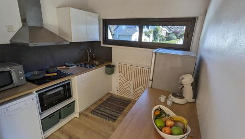 Centre Village - 50m2 Rénové Vue montagne avec Balcon plein Sud - Foto 3