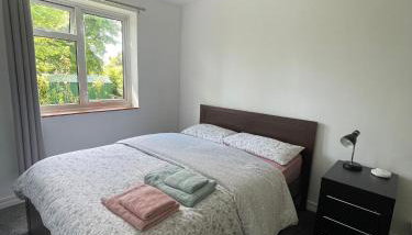 Lovely 2 bedroom apartment with a garden - Foto 4