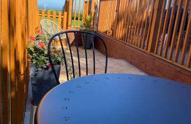 The Beehive -Stunning Views - Hot Tub - Romantic - Foto 15