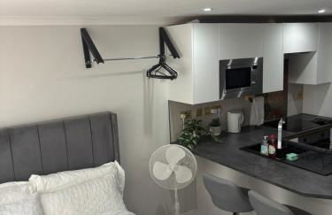 Umazis Bespoke Properties- The Hyde - Foto 8