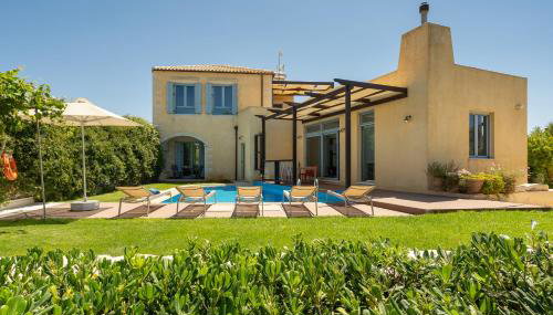 Calma Seaside Villa - Foto 2, Garden, sunbed, Garden view