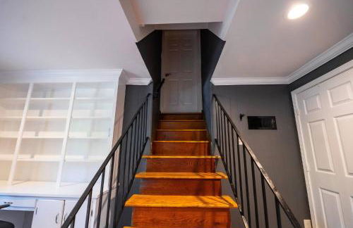 Modern Stay on Green Valley - 2.5 Mi to Downtown - Foto 19