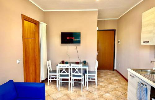 Airport House 2' from MXP, 15' public shuttle free self-check-in - Foto 9