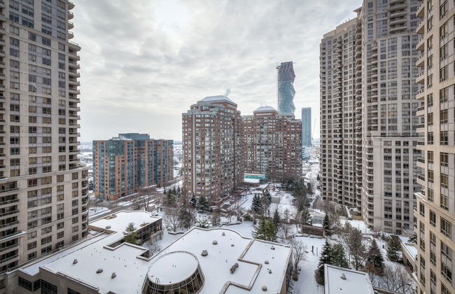 Waterfront York Blvd - Photo 52