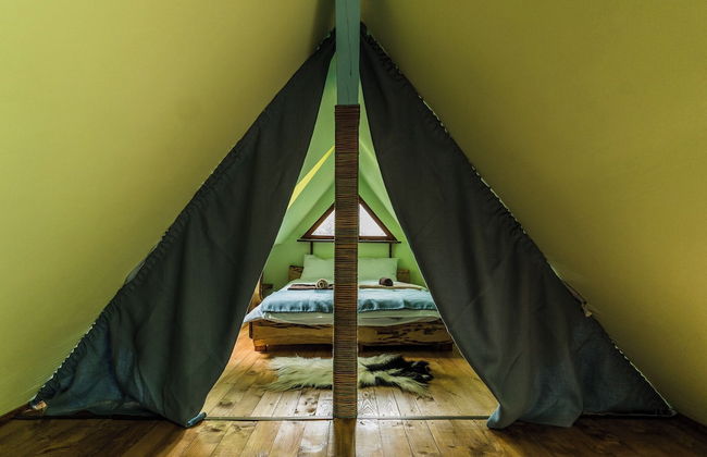 Viewtopia - The Secret Land - Photo 4