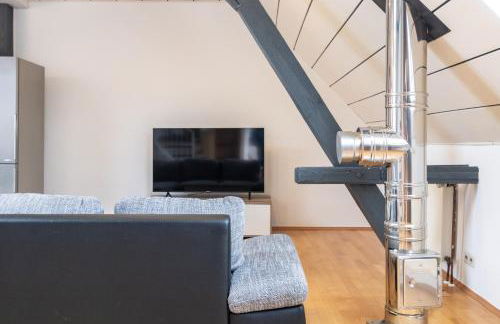 Helle Top gelegene Fewo im schönen Gau-Algesheim, Monteure willkommen, Parkplatz vor der Tür - Foto 4