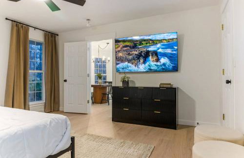 Sleeps 12 | 2 Kings w/ Ping-Pong, Gym, Arcade, BBQ - Foto 16