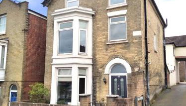 Eden Cottage - 9 Guests, Sea Views, Central Cowes, Ferry Deal - Foto 2