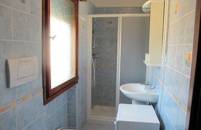 Bright Flat 30mt From the Beach - Photo 8