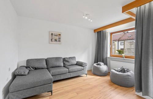 HomeTonight Workers Home - Komfortables Haus für bis zu 9 Monteure - Foto 6