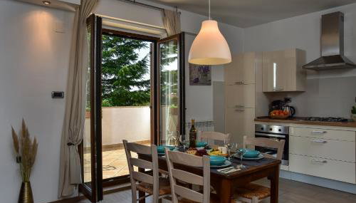 Apartman Grabar - Photo 3, Garden view, stove