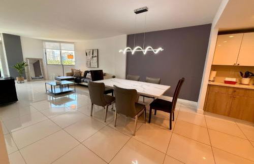 SPECIAL Beautiful Modern Beach Condo - Foto 6